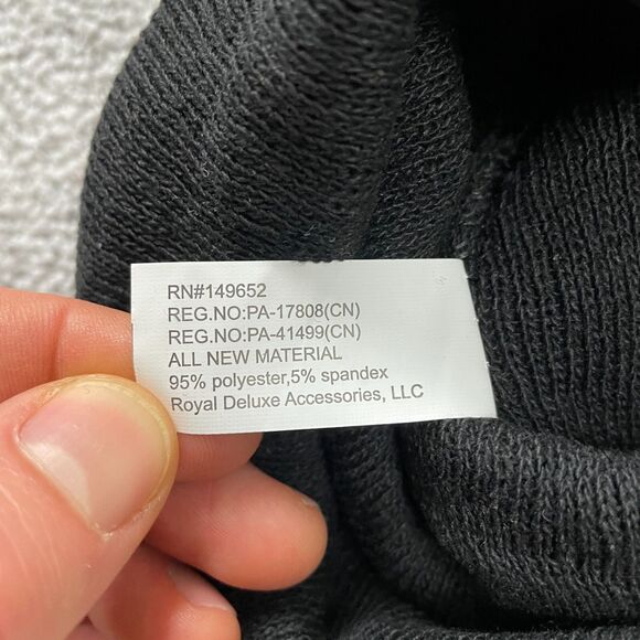 Royal Deluxe Accessories Beanie Winter Hat Unisex Adult One Size Black NWT New - Picture 6 of 8